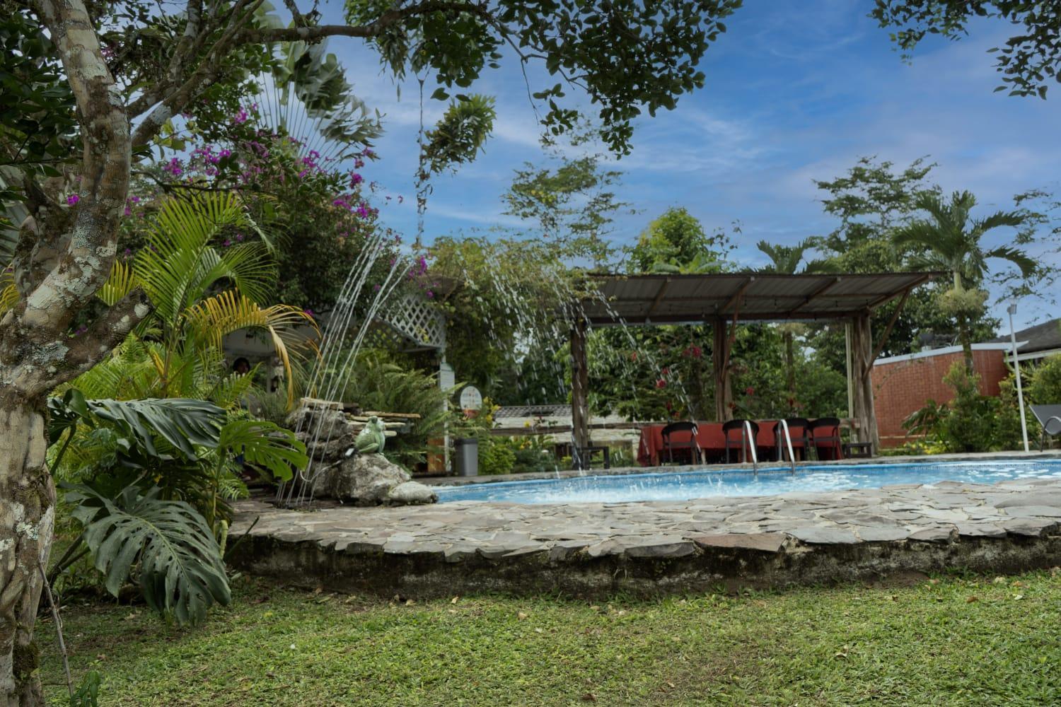 Terra Luna Lodge Tena Exterior foto
