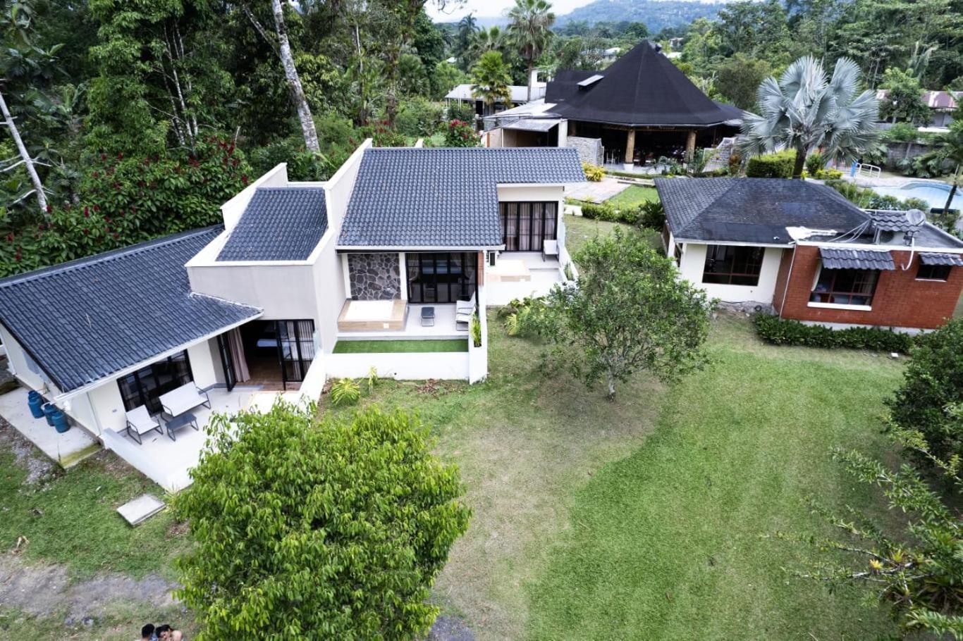 Terra Luna Lodge Tena Exterior foto
